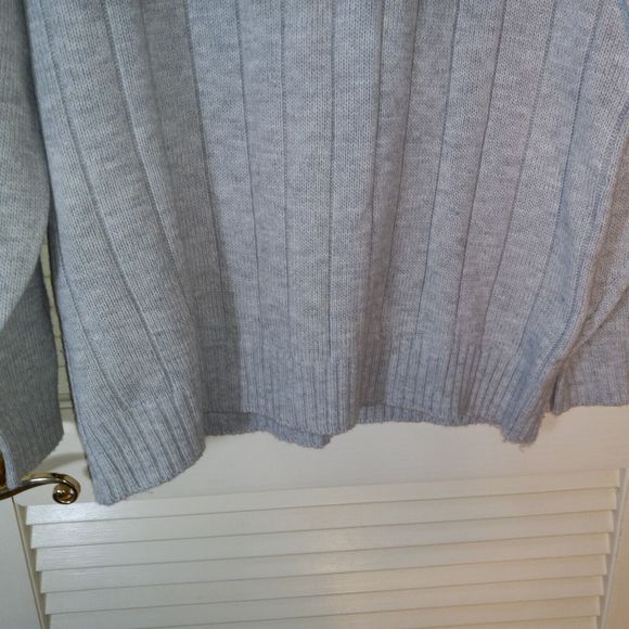 South Pole Mens Size XL Sweater Long Sleeve Gray Red Striped Heavyweight 1/4 Zip - Picture 3 of 16